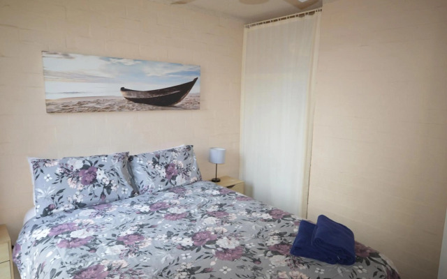 Riverview Holiday Apartment 60 - Kalbarri WA