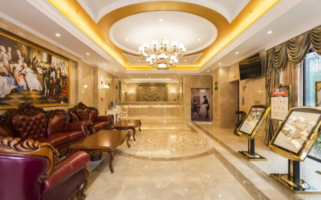 Vienna Hotel Chongqing Dazushike Hongsheng Plaza