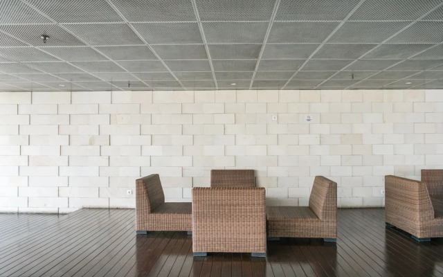 Pleasant and Simply Studio Room Menteng Park Apartment