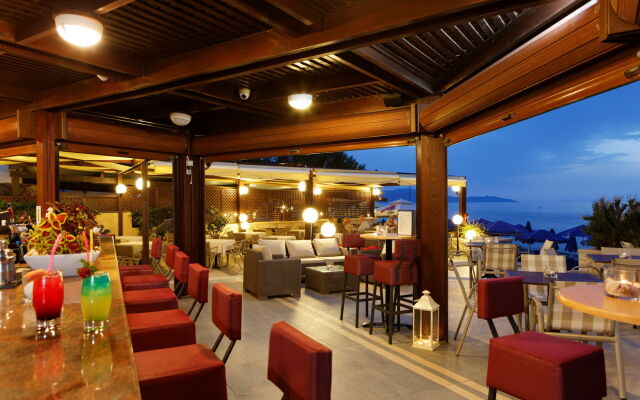 Indigo Mare Hotel Apartments