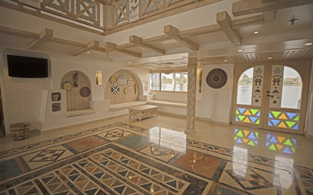 MS. Mahrousa Nile cruise