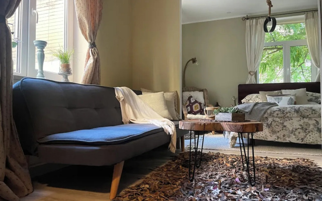 Exquisite 1Br/Ba Apt w/Free Parking in City Center