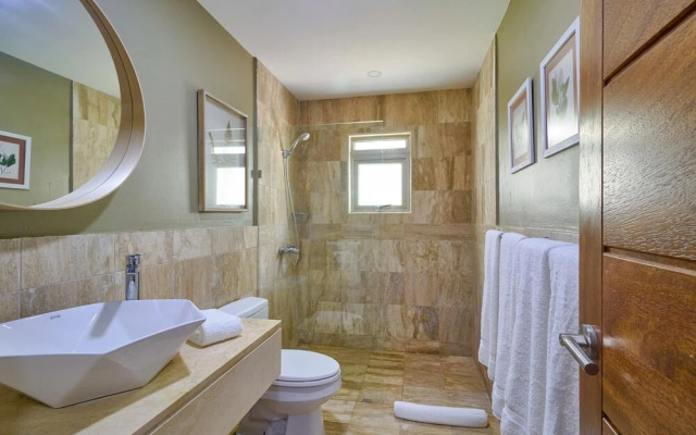 Beach Condo w Sea View B-301 Costa Atlantica