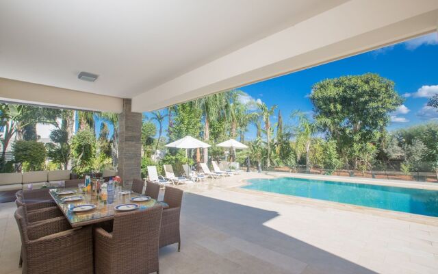 Protaras Holiday Villa De1