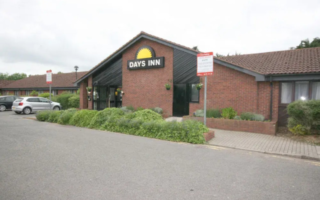 Days Inn Abington M74