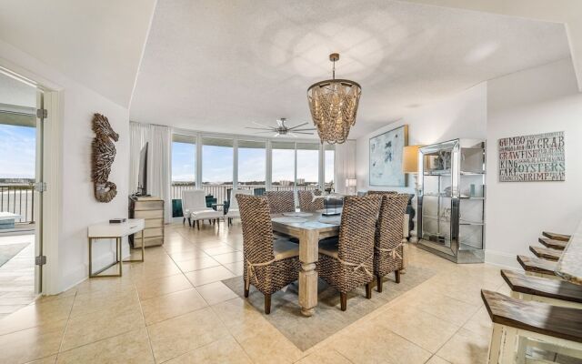 Crb0205 3 Bedroom Condo