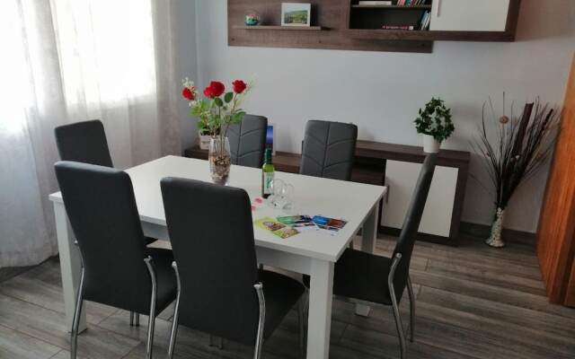 Casitas las Abuelas - Duplex Belmaco