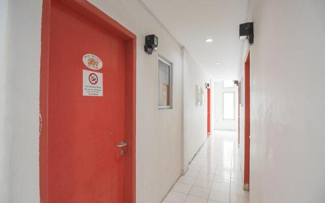 RedDoorz @ Batam Center 2