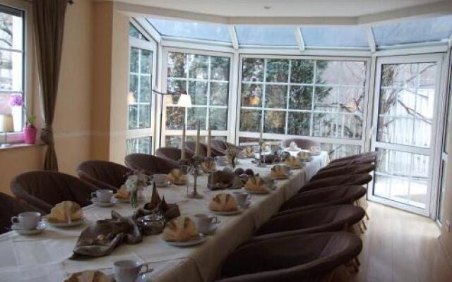 Pension & Restaurant Am Krähenberg