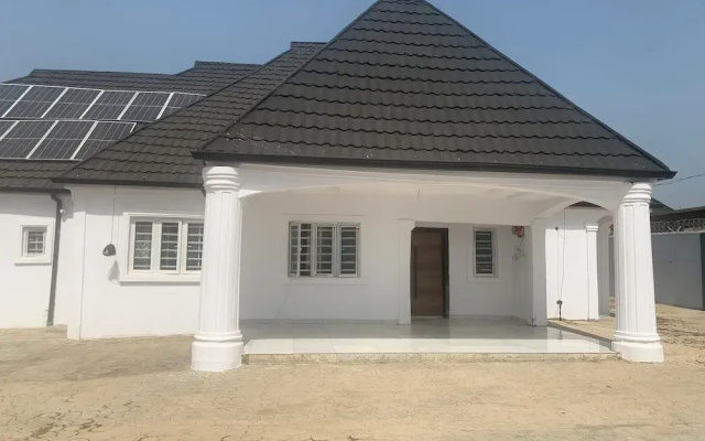 Umbrella Properties Hotel Moniya