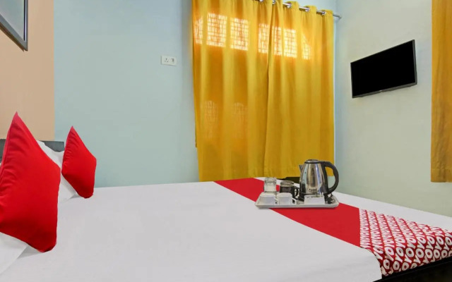 OYO Flagship 70265 Hotel Decent Stay