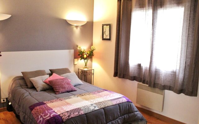 House With 2 Bedrooms in Monlaur-bernet, With Furnished Terrace