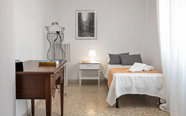 Flats4Rent Maximiliano