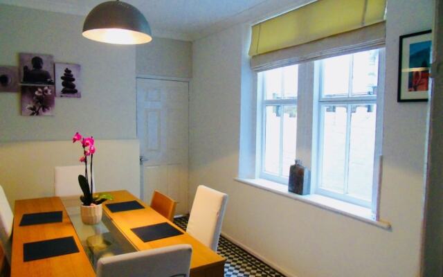 Willows - Cardiff Guest House