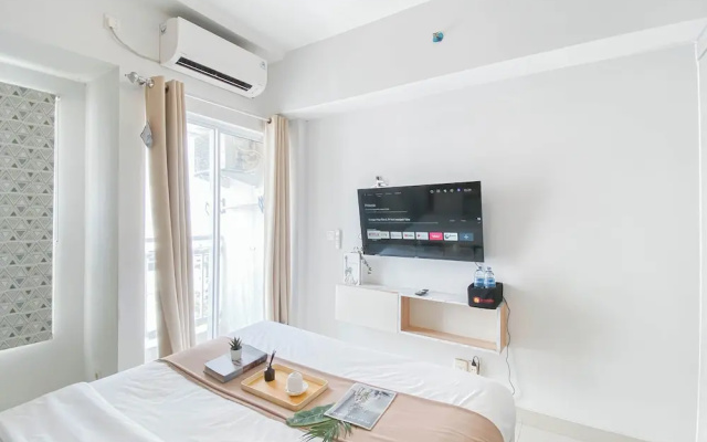 Soft Modern Studio At Citra Living Apartment – Guest Rooms – Jakarta