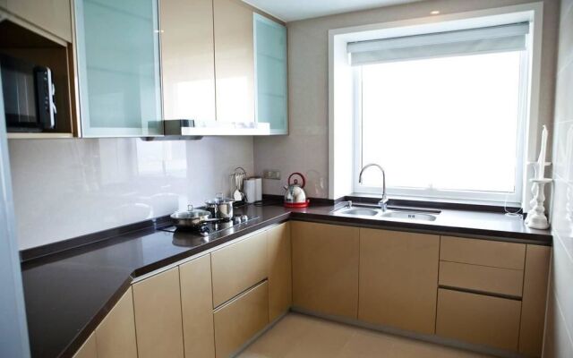 Locca Service Apartment