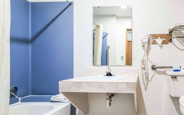 Rodeway Inn Enumclaw Mount Rainier-Crystal Mountain Area