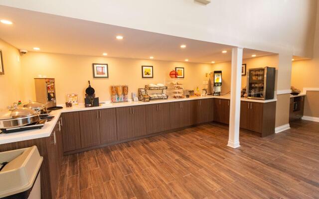 Best Western Smiths Falls Hotel