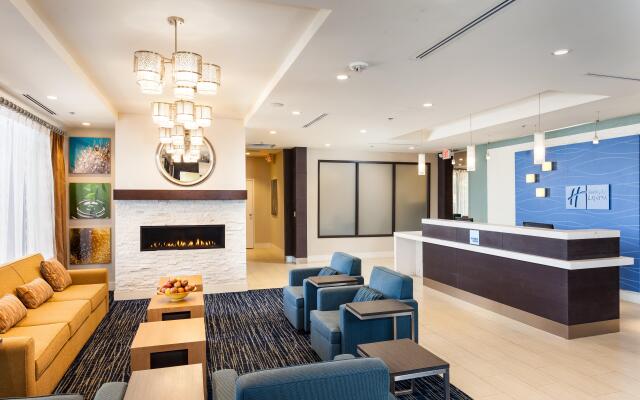 Holiday Inn Express at Monterey Bay by IHG