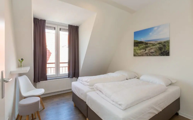 Luxury 6-person Apartment Near Zoutelande Beach