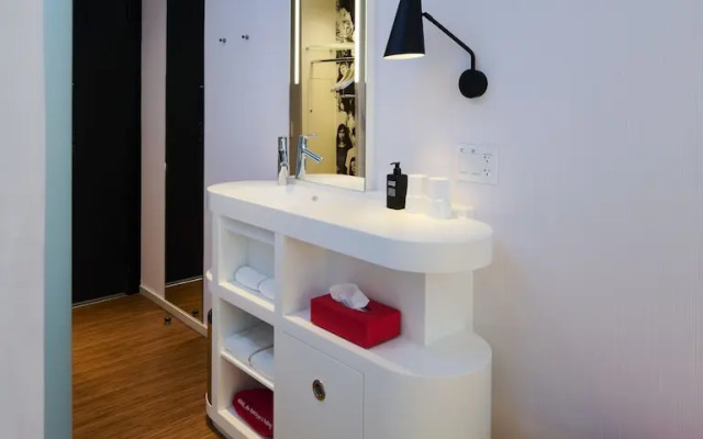 citizenM Austin Downtown
