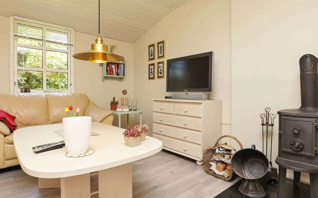 Radiant Holiday Home in Glesborg near Sea