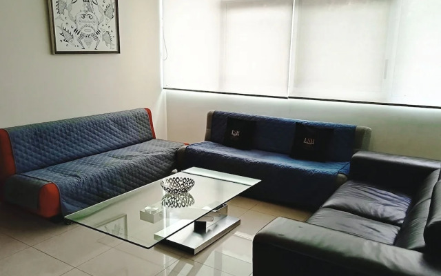 Luxury Suites Riverfront GYE