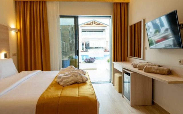 Mirror Hotel