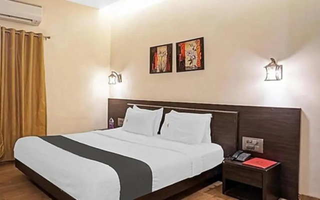 Omkar Executive by OYO Rooms