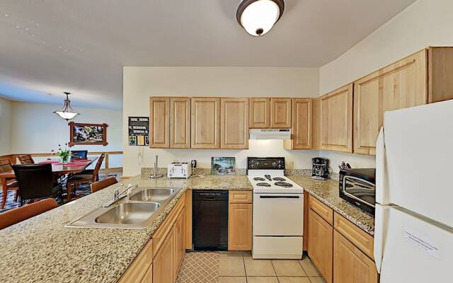 830golf1 2 Bedroom Condo
