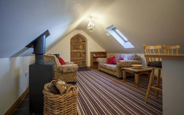 Lyde Cross Coach House