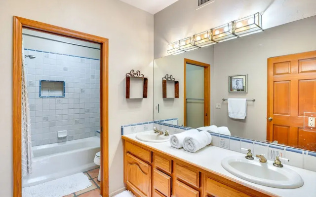 Beautiful Tucson Oasis w/ Pool, Views & Privacy!
