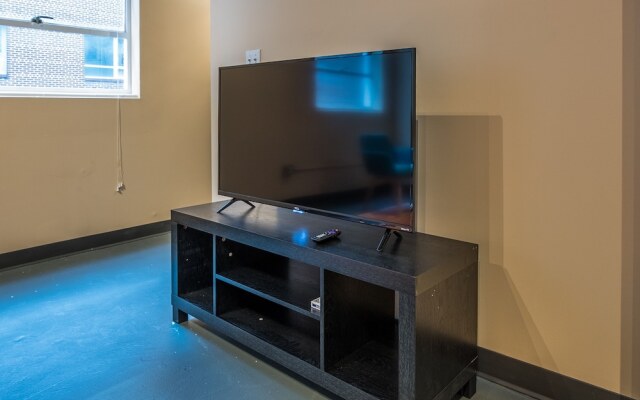 Downtown Jacksonville Apts by Frontdesk
