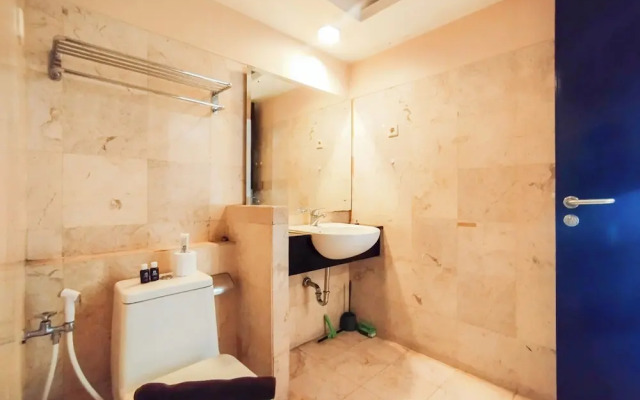 Tranquil Designed 2Br At Braga City Walk Apartment