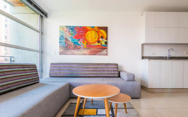 Modern Loft - Golden Mile by Nomad Guru