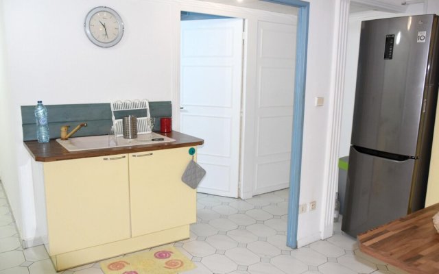 Studio in Saint-françois, With Pool Access and Furnished Terrace - 2 k
