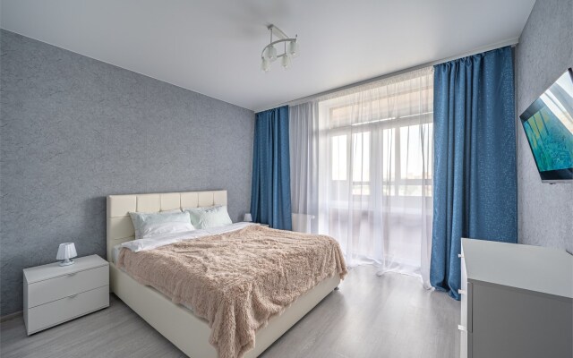 Сон и Душ на Азина