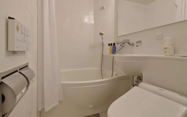 Tennoji Crystal Hotel