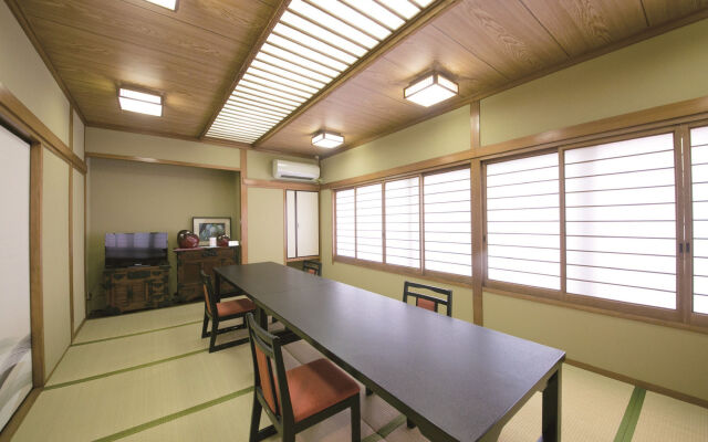 Hotel Housenkaku