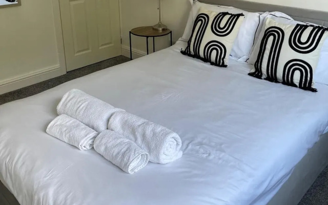 Privategarden- Freeparking- wd- 2br- Wifi