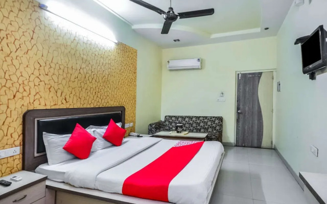 Oyo 2722 Hotel Prince