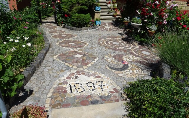 Villa Imperia, Museums-Hotel