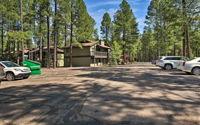 Patio & Fireplace: Country Club Pinetop Condo!