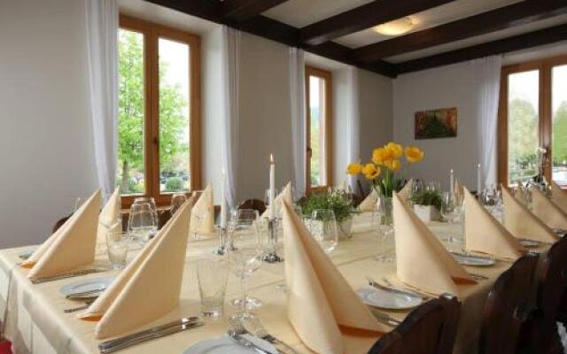 Restaurant & Appartements In Vino Veritas
