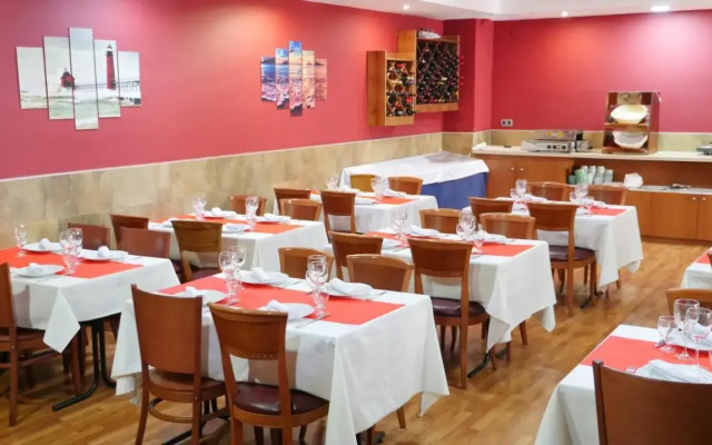 Hotel Rusadir