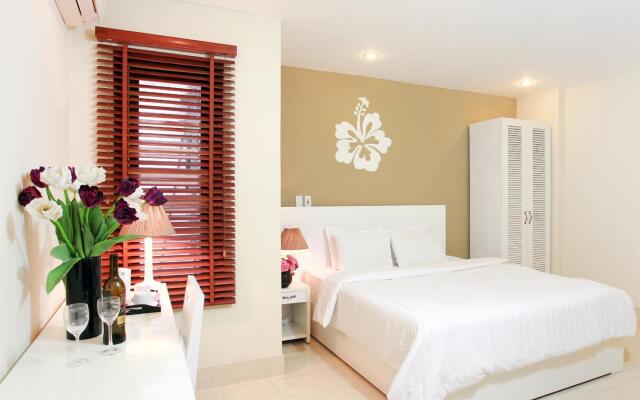 Au Co Art Classic Hotel and Spa