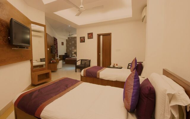 Hotel Delhi 37