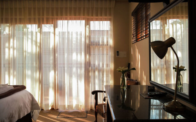 Cornerhouse on Conan Guest House