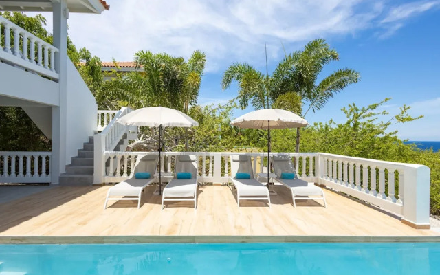 Caribbean Delight Villa With Stunning Pool View