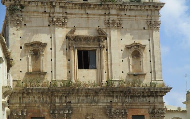 Casa by Duomo di Ortigia